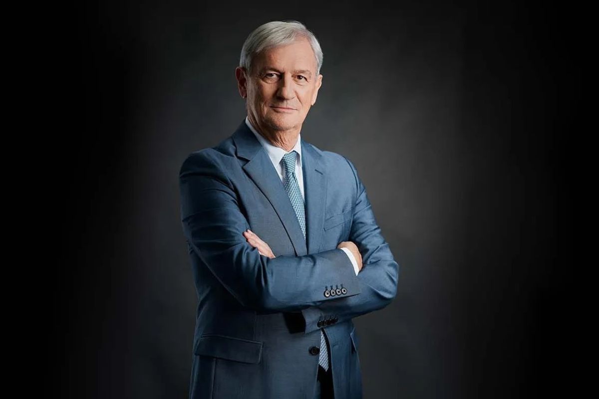 Businessporträt eines Dräxlmaier CEO – professionelles Hair & Make-up Styling von Julia Ebert, München.